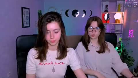 Snapshot of kitniss_dreamy chatting on 14, 6, 2026 kitniss online show from 14, 6, 2026