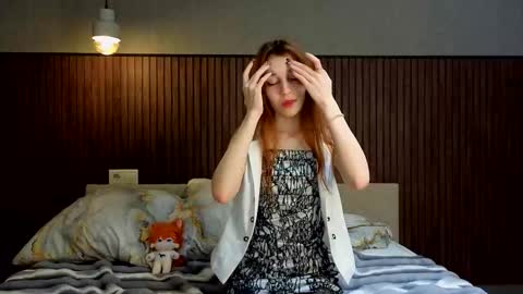 The sexy fox Kitsune online show from 22, 10, 2025