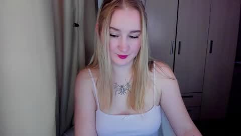 kitten_sun online show from 19, 2, 2026