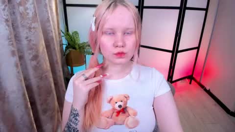 kittenxoann online show from 18, 4, 2026