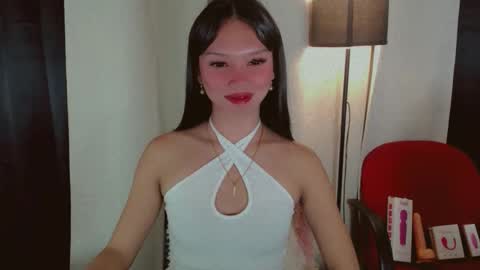 Snapshot of kitteylovesyou chatting on 8, 11, 2025 KITTY online show from 8, 11, 2025