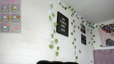  KITTY online show from 14, 12, 2025