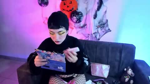 kitty__chs online show from 7, 10, 2025