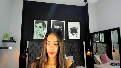 Snapshot of kitty_collins_ chatting on 17, 9, 2025 Kitty online show from 17, 9, 2025