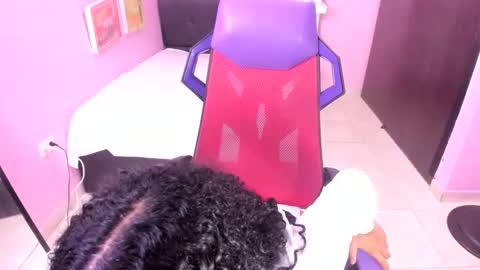 Snapshot of kitty_doll_squirt chatting on 11, 9, 2025 kitty_doll_squirt online show from 11, 9, 2025