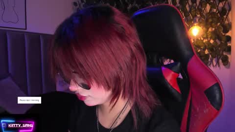 Snapshot of kitty_gang chatting on 6, 11, 2025 Camila online show from 6, 11, 2025