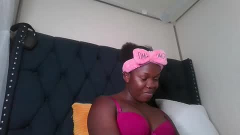 kitty_kerry online show from 29, 10, 2025