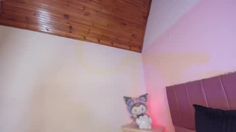 kitty_kryss online show from 6, 10, 2025