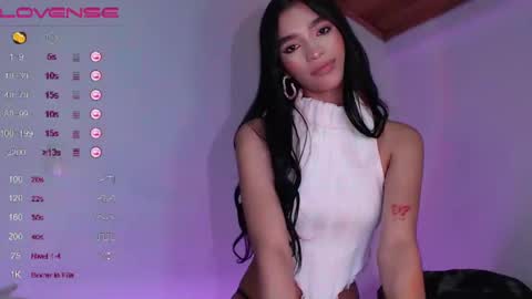 Snapshot of kitty_mia29 chatting on 13, 9, 2025 Kitty online show from 13, 9, 2025