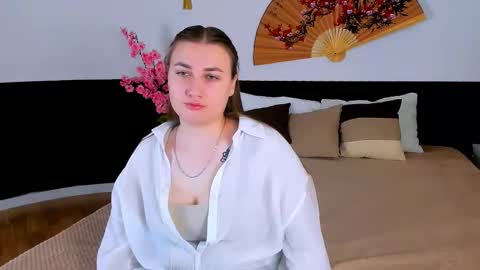 kitty_murmur online show from 24, 11, 2025