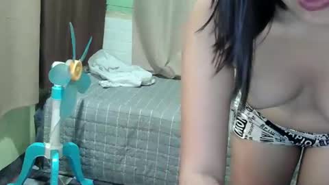 Snapshot of kitty_slut7 chatting on 7, 10, 2025 Kitty online show from 7, 10, 2025