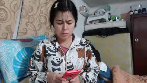 kitty_small69 online show from 18, 5, 2026