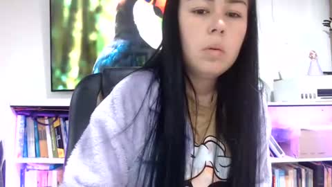 kitty_small69 online show from 25, 7, 2026