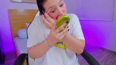 K I T T Y online show from 22, 12, 2025