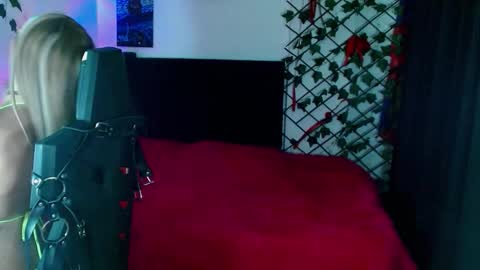 kitty_vaal online show from 31, 10, 2025