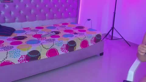 Snapshot of kitty_violet11 chatting on 13, 2, 2026 kitty_violet11 online show from 13, 2, 2026