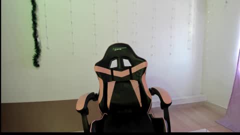 violet online show from 19, 1, 2025