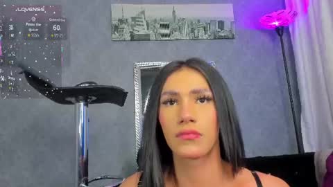 Snapshot of kitty_wichis chatting on 4, 7, 2026 Kendall Saray online show from 4, 7, 2026