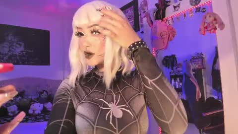 Kitty Goth  online show from 4, 8, 2026