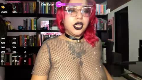 Snapshot of kittyjohns chatting on 13, 12, 2025 kitty doll online show from 13, 12, 2025