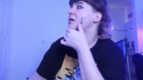 Snapshot of kittykay86 chatting on 10, 2, 2025 Bella Blue BBW online show from 10, 2, 2025