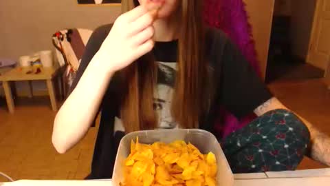 KittyloveMoon online show from 10, 4, 2026