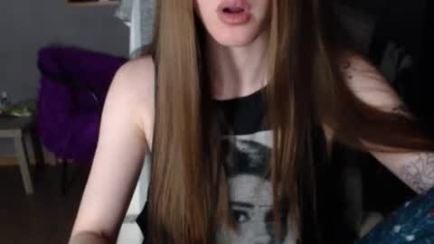 KittyloveMoon online show from 15, 6, 2026