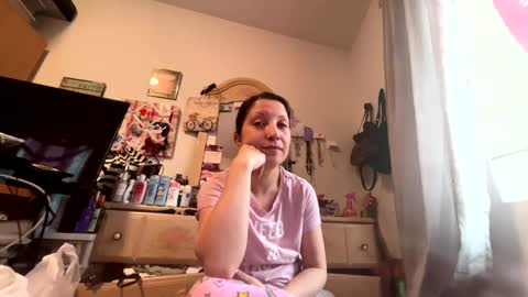 kittyluvx online show from 15, 2, 2025