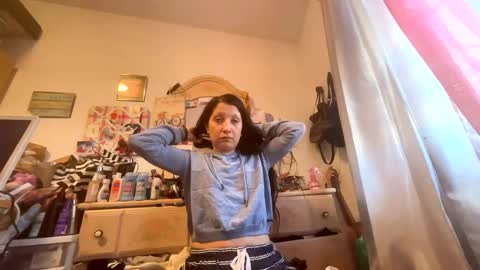 kittyluvx online show from 17, 2, 2025