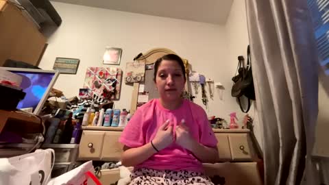 kittyluvx online show from 24, 2, 2025