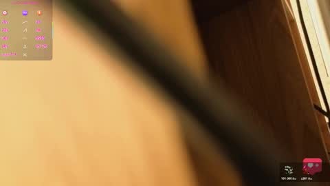 Snapshot of kittystar_tay chatting on 3, 11, 2025 Kitty online show from 3, 11, 2025