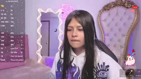 Snapshot of kittystar_tay chatting on 11, 11, 2025 Kitty online show from 11, 11, 2025