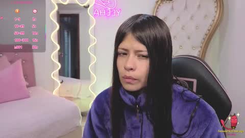 Snapshot of kittystar_tay chatting on 13, 11, 2025 Kitty online show from 13, 11, 2025