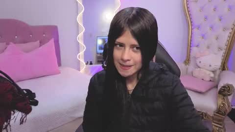 Snapshot of kittystar_tay chatting on 22, 11, 2025 Kitty online show from 22, 11, 2025