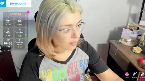 Snapshot of kittytrixy97 chatting on 14, 12, 2024 Kitty Trixy online show from 14, 12, 2024