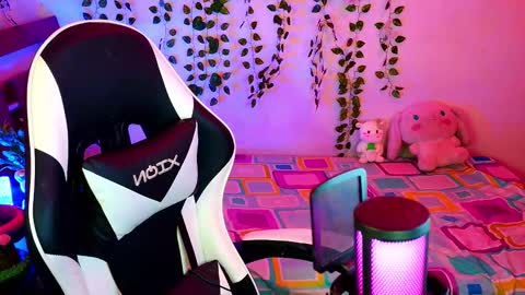 Kittyuwu  online show from 12, 1, 2026