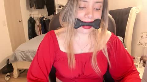 Snapshot of kittywantslove23 chatting on 16, 9, 2025 kittywantslove23 online show from 16, 9, 2025