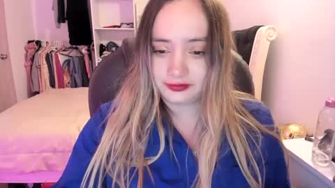 Snapshot of kittywantslove23 chatting on 11, 10, 2025 kittywantslove23 online show from 11, 10, 2025