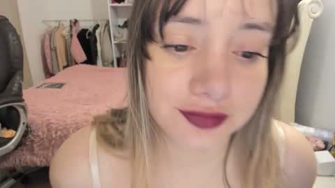 Snapshot of kittywantslove23 chatting on 27, 11, 2025 kittywantslove23 online show from 27, 11, 2025