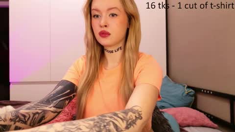 kittyyskate online show from 17, 12, 2025