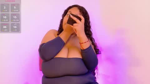 Kitty Hill online show from 30, 10, 2025