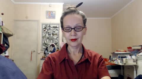 KiuminBerry online show from 1, 1, 2025