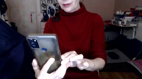 KiuminBerry online show from 19, 2, 2025