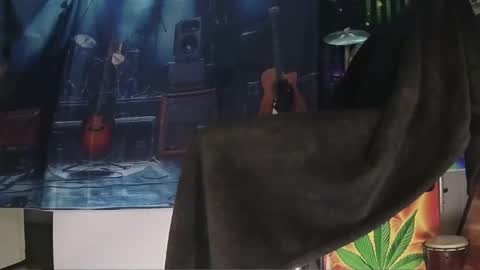 Snapshot of kiveuxmakeu chatting on 2, 3, 2025 kiveuxmakeu online show from 2, 3, 2025