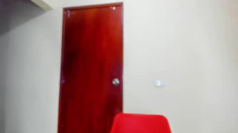 Snapshot of kiwi_mmm chatting on 18, 9, 2025 kiwi_mmm online show from 18, 9, 2025