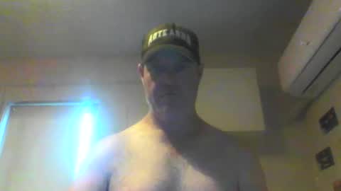 Snapshot of kiwiguy19773 chatting on 4, 2, 2025 kiwiguy19773 online show from 4, 2, 2025