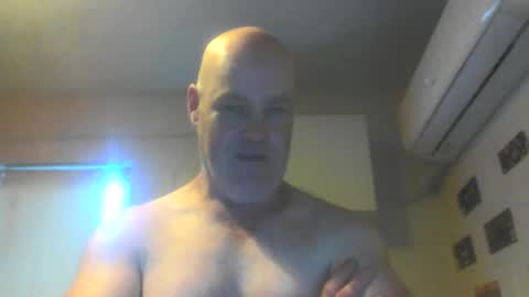 Snapshot of kiwiguy19773 chatting on 14, 2, 2025 kiwiguy19773 online show from 14, 2, 2025