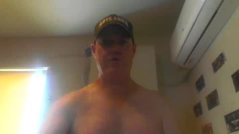 Snapshot of kiwiguy19773 chatting on 2, 3, 2025 kiwiguy19773 online show from 2, 3, 2025