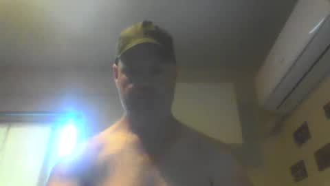 Snapshot of kiwiguy19773 chatting on 13, 12, 2025 kiwiguy19773 online show from 13, 12, 2025
