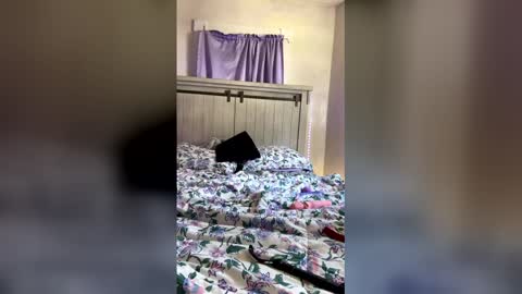 kkrazyy online show from 25, 3, 2026